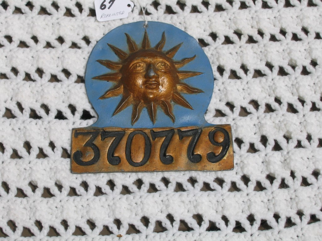 Sun Insurance Office. London, England. 7 1/8x7.