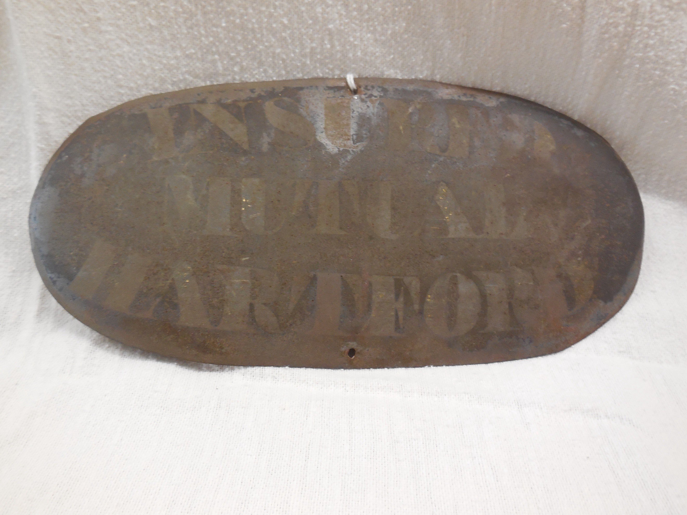Hartford County Mutual, tin, B121, 1831-present, convex oval