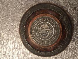 #104 Fireman's Fund Christmas Greetings 1910 paperweight